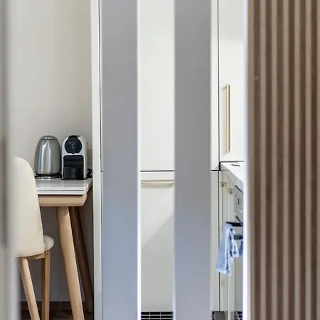 Skyline Sunset & View - Modern 1br * ティラナ