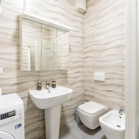 Lägenhet Skyline Sunset & View - Modern 1br Tirana