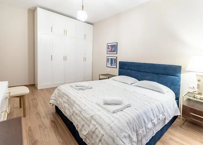 Skyline Sunset & View - Modern 1br Apartman Tirana